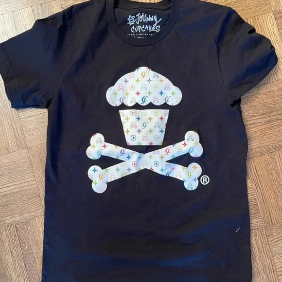 NWT Johnny Cupcakes Shirt (collectible) - Picture 2 of 5